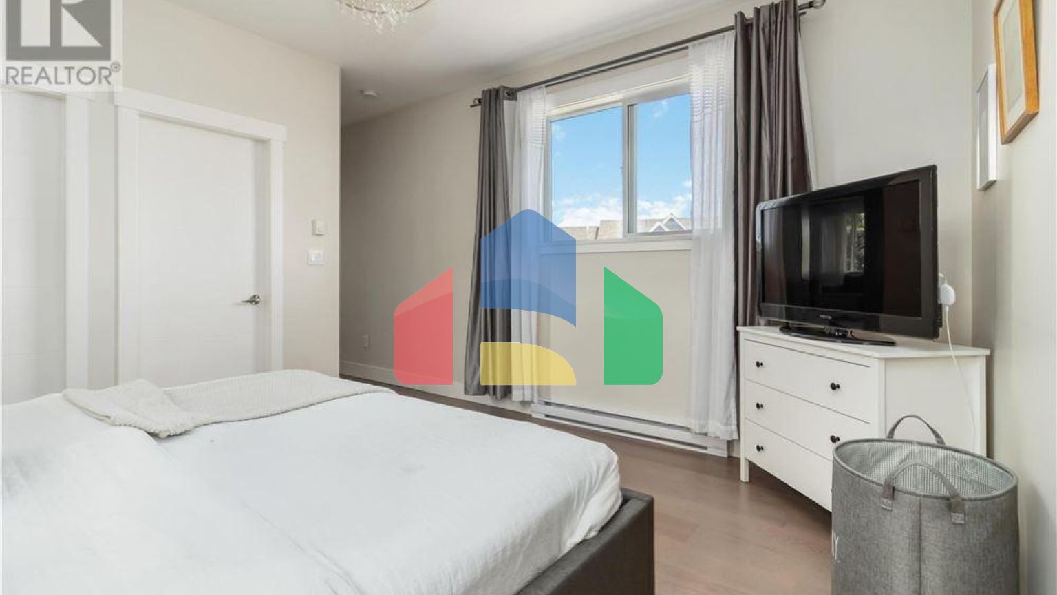 Residential - Single Family Home - Langford, Canada - Canada