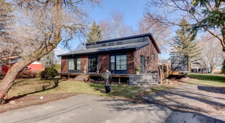Residential - House - Saint-Jean-sur-Richelieu (L'Acadie), Canada - Canada