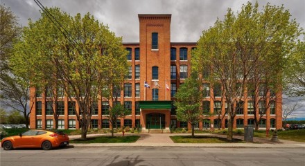 Residential - Condo/Apartment - Saint-Jean-sur-Richelieu (L'Acadie), Canada - Canada