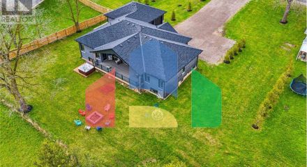 Residential - Single Family Home - Brantford, Canada - Canada Residential - Single Family Home - Brantford, Canada - Canada