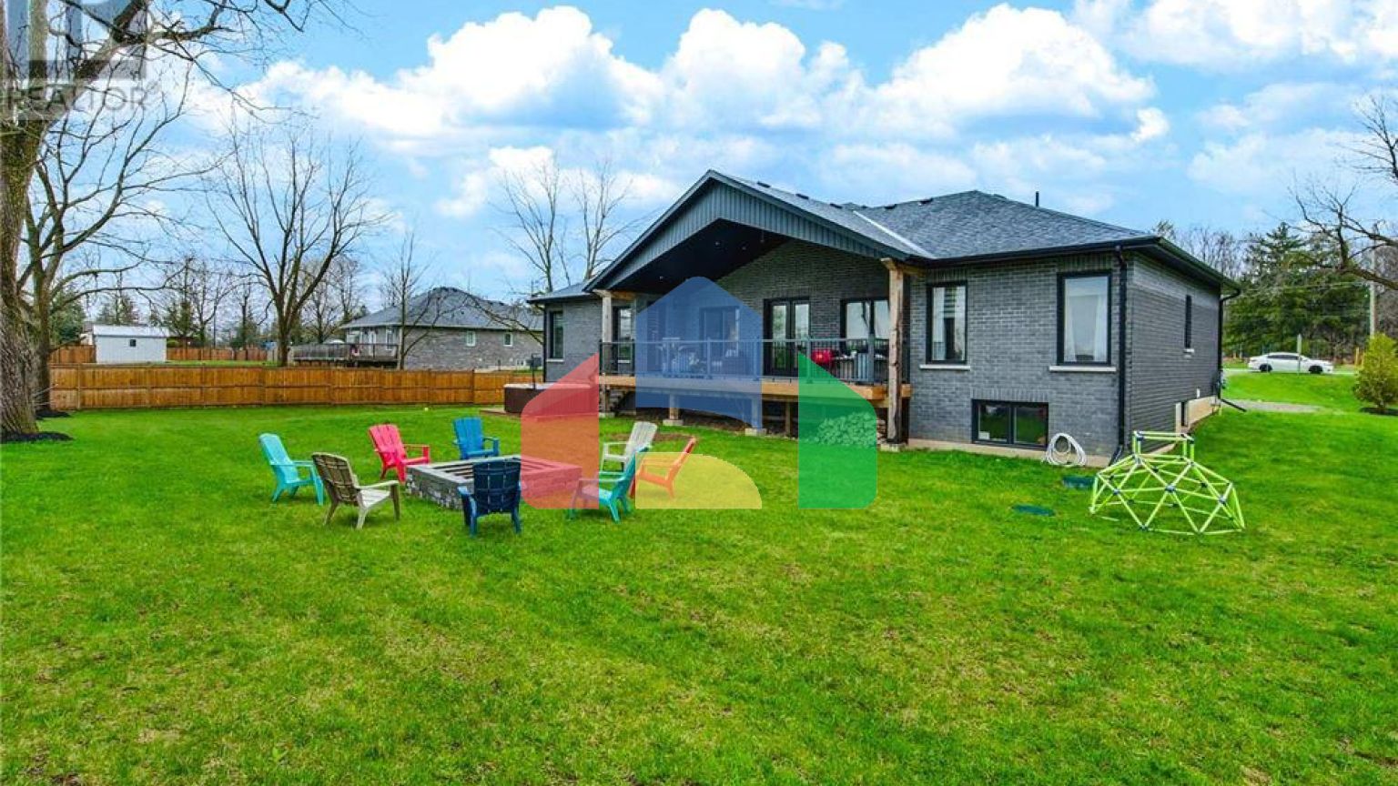 Residential - Single Family Home - Brantford, Canada - Canada