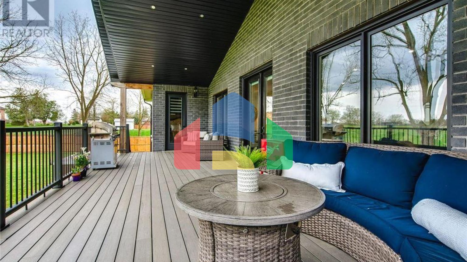 Residential - Single Family Home - Brantford, Canada - Canada