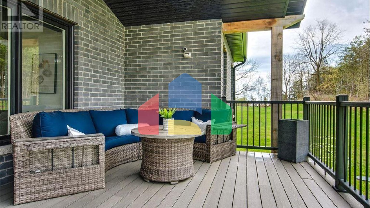 Residential - Single Family Home - Brantford, Canada - Canada