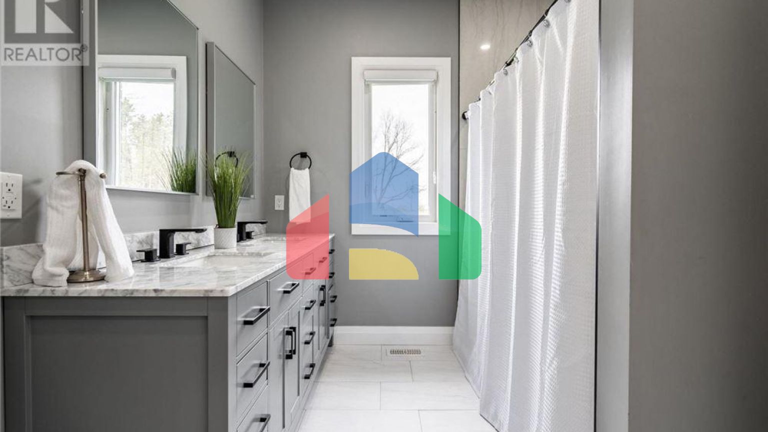 Residential - Single Family Home - Brantford, Canada - Canada