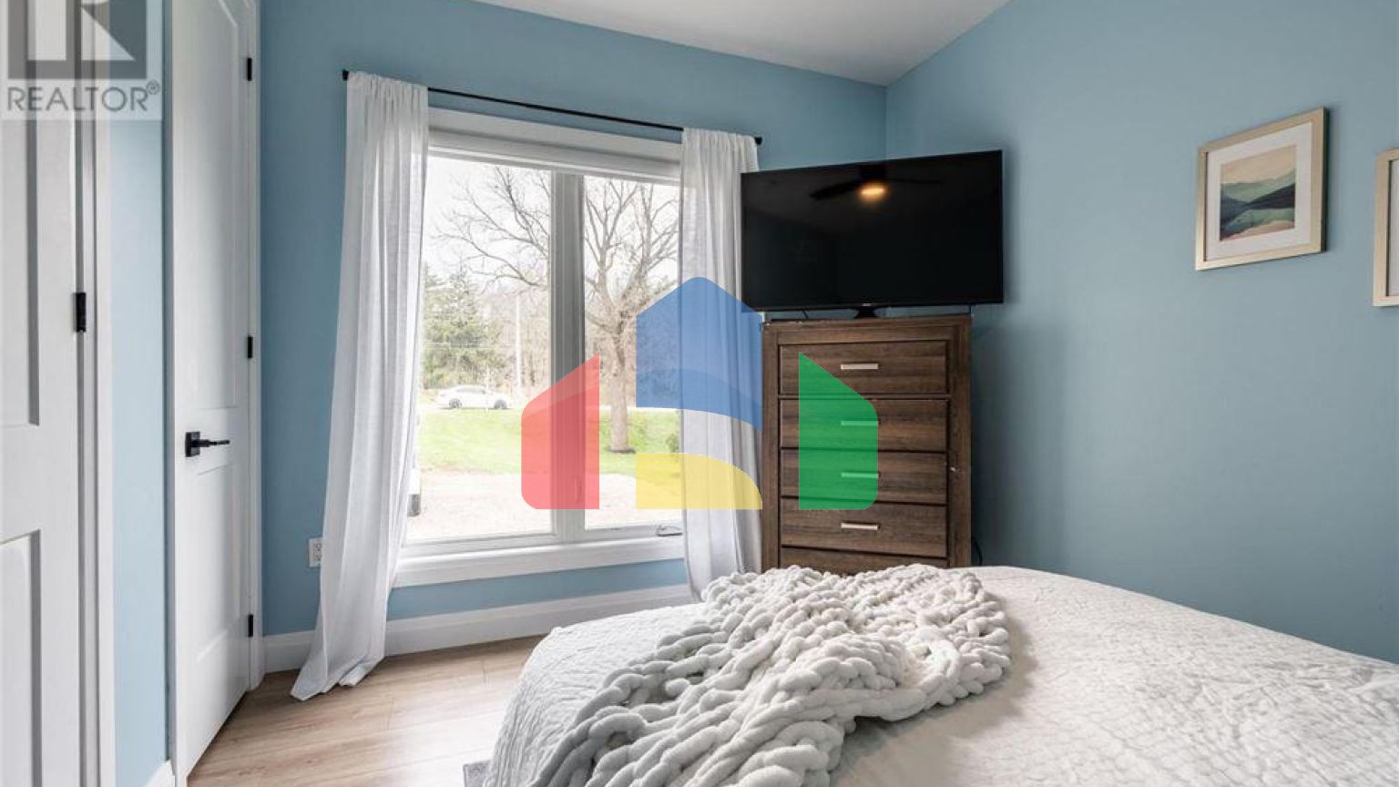 Residential - Single Family Home - Brantford, Canada - Canada