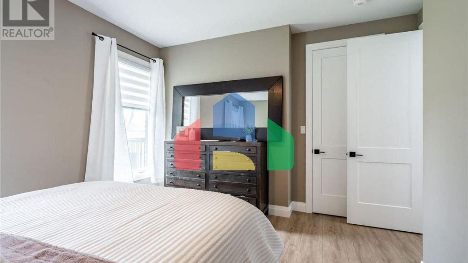 Residential - Single Family Home - Brantford, Canada - Canada