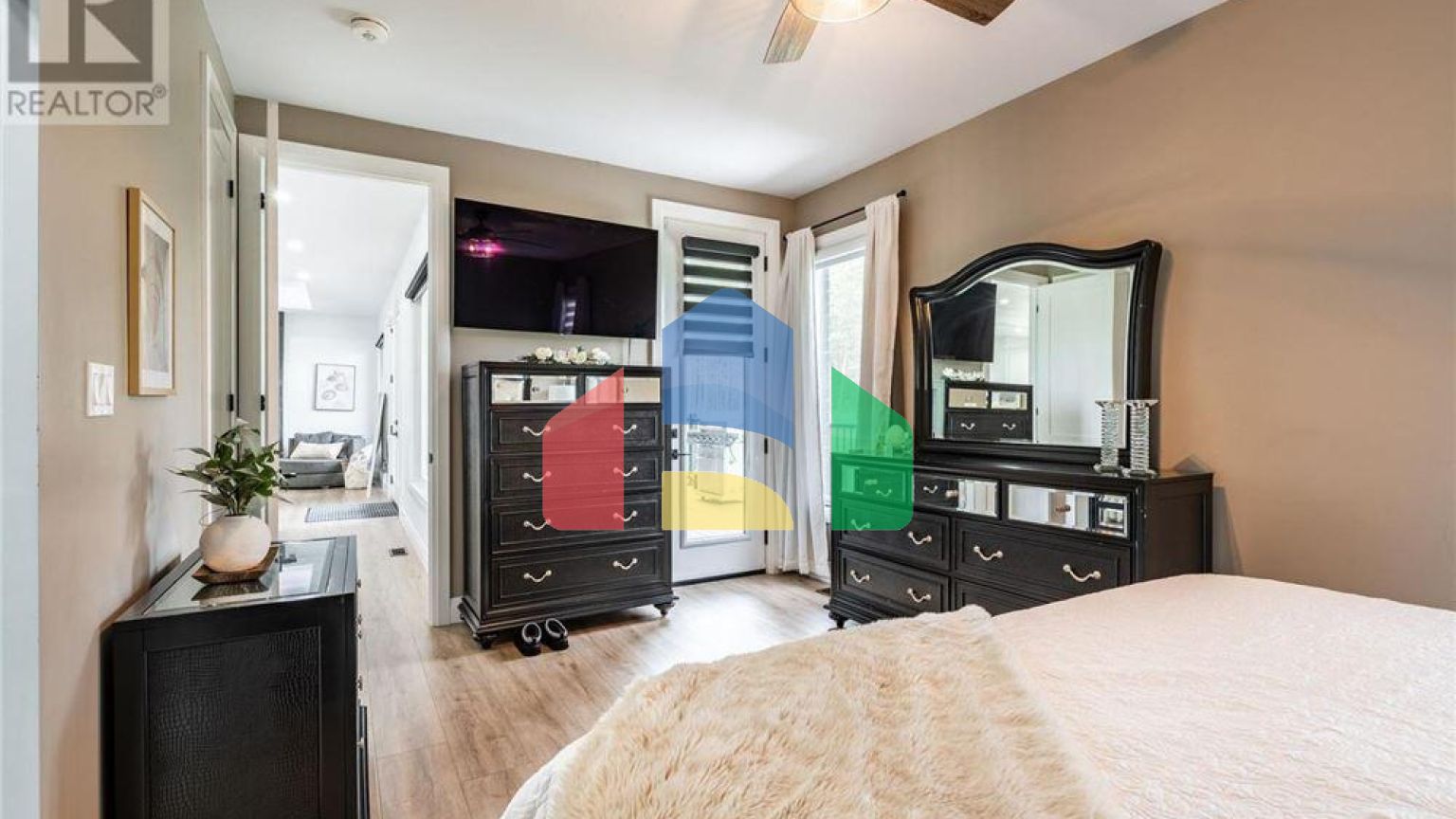 Residential - Single Family Home - Brantford, Canada - Canada