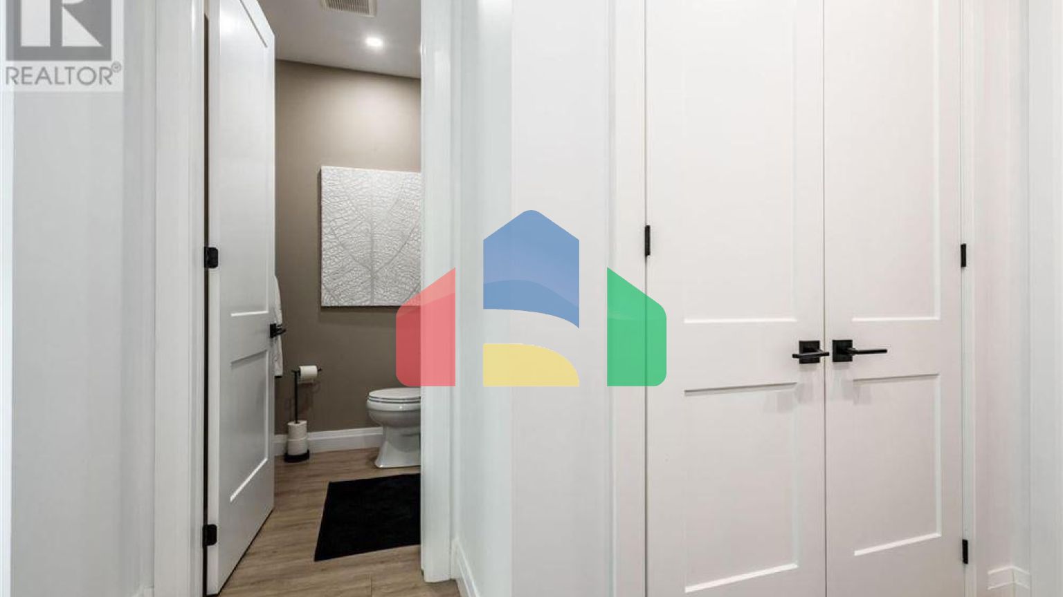 Residential - Single Family Home - Brantford, Canada - Canada