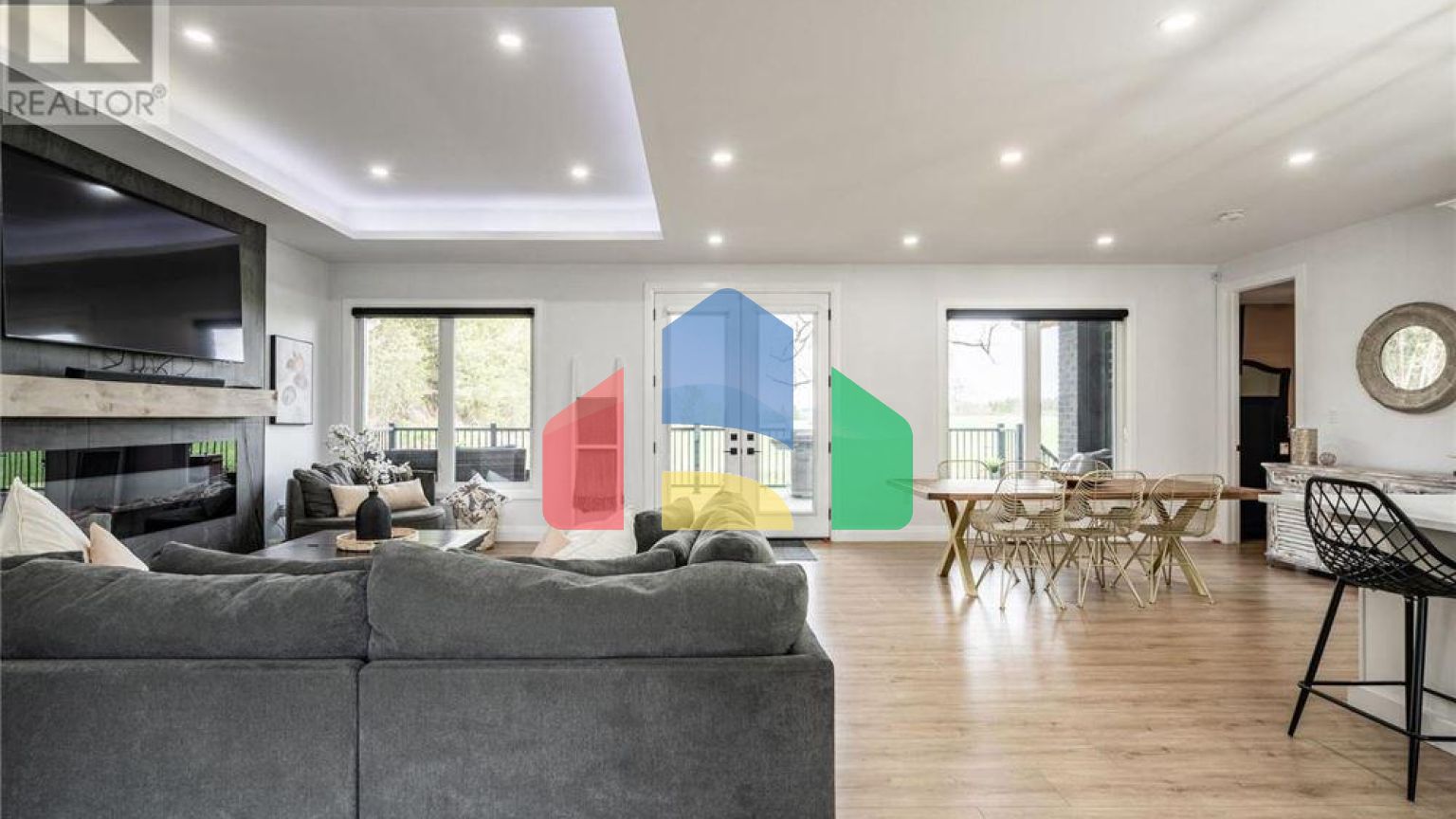 Residential - Single Family Home - Brantford, Canada - Canada