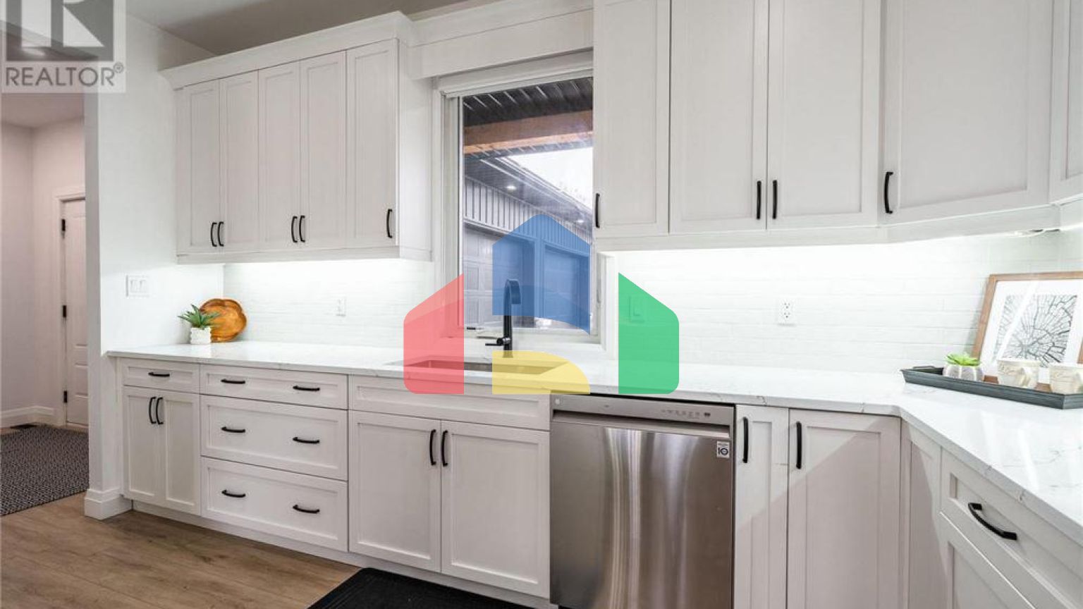 Residential - Single Family Home - Brantford, Canada - Canada