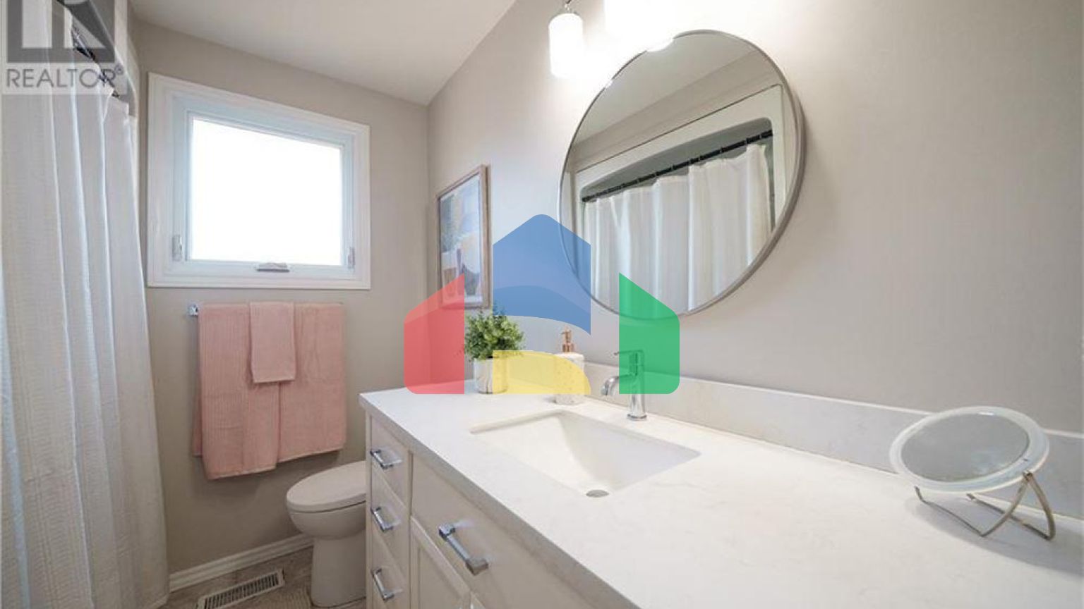 Residential - Single Family Home - Brantford, Canada - Canada