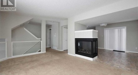 Residential - Townhouse - Fort McMurray, Canada - Canada