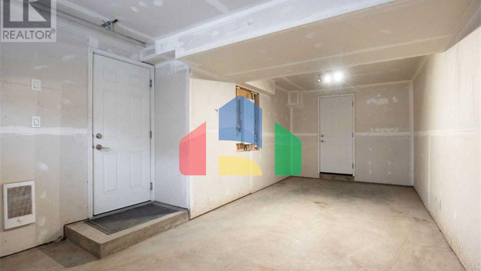 Residential - Townhouse - Fort McMurray, Canada - Canada