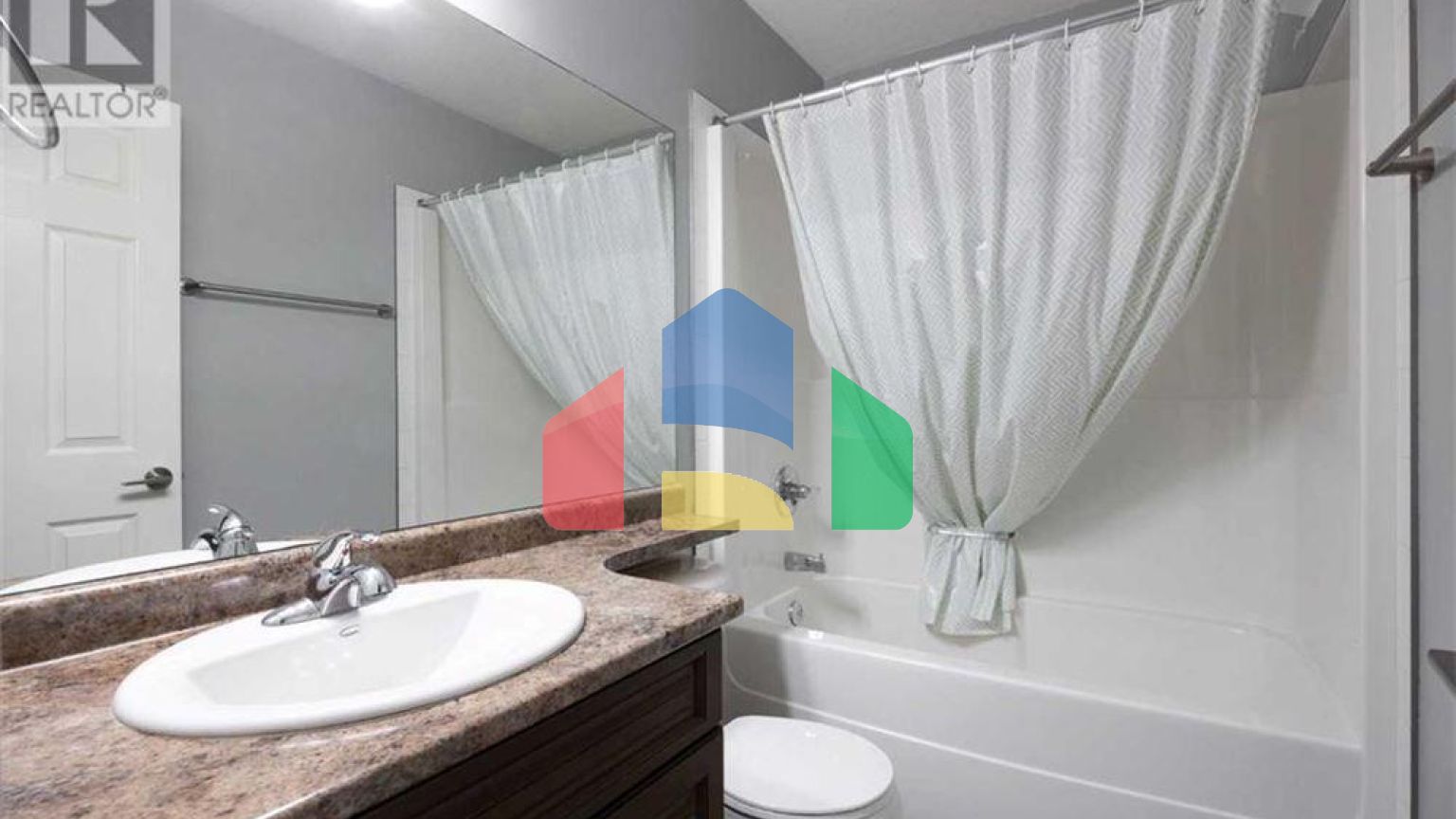 Residential - Townhouse - Fort McMurray, Canada - Canada