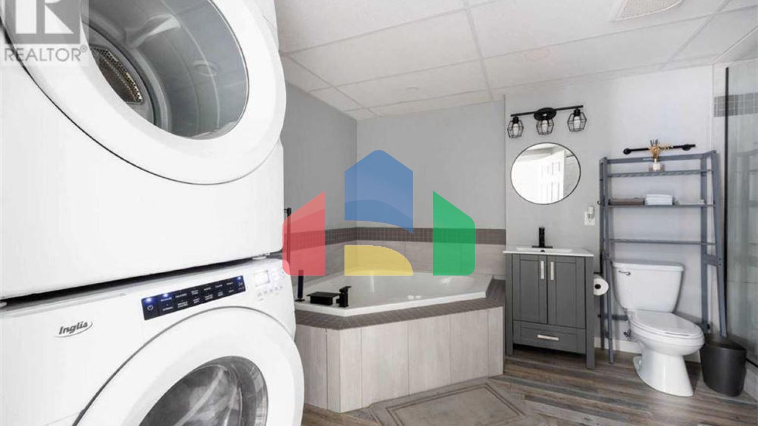 Residential - Single Family Home - Fort McMurray, Canada - Canada