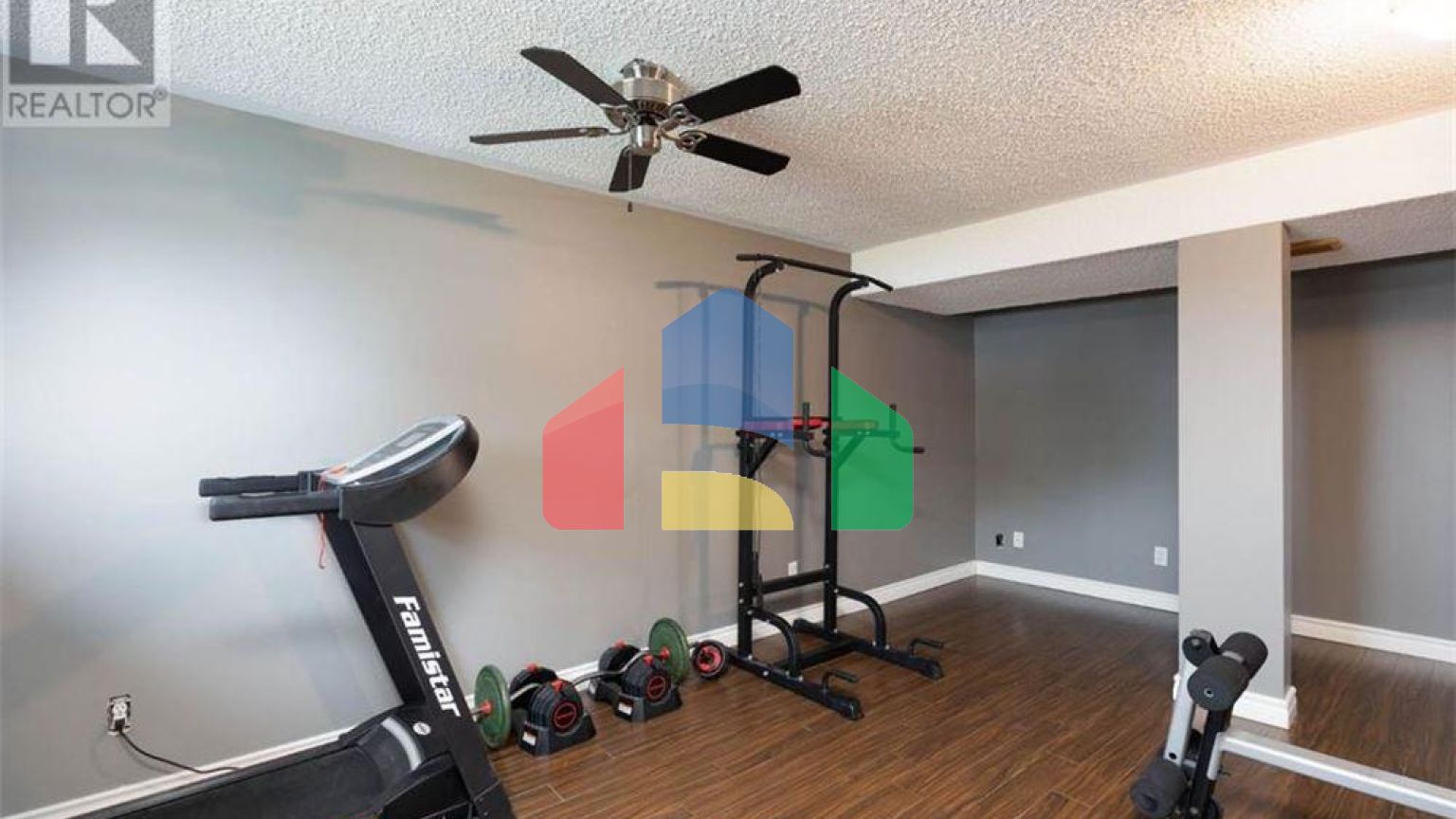 Residential - Single Family Home - Fort McMurray, Canada - Canada