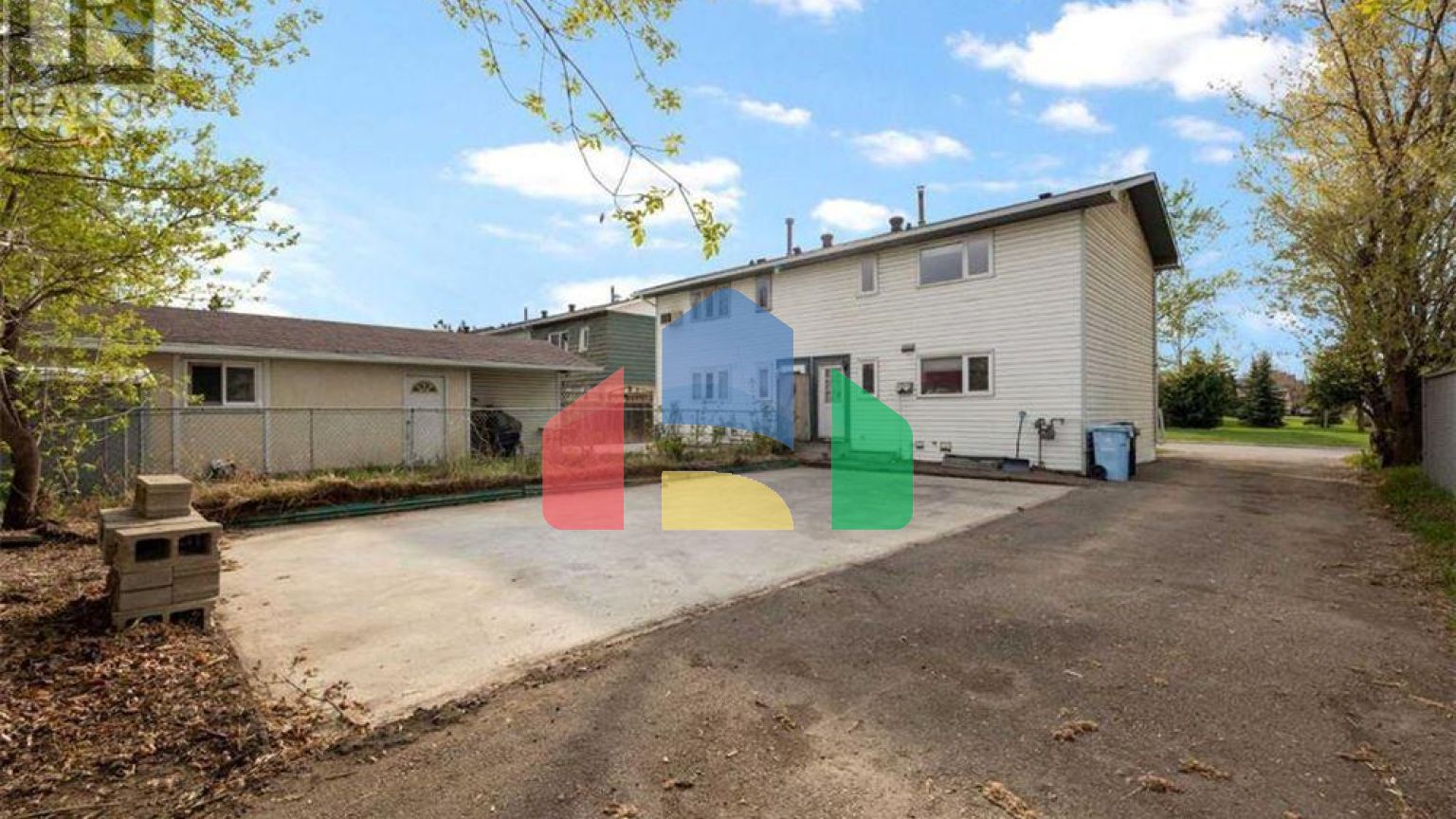 Residential - Single Family Home - Fort McMurray, Canada - Canada