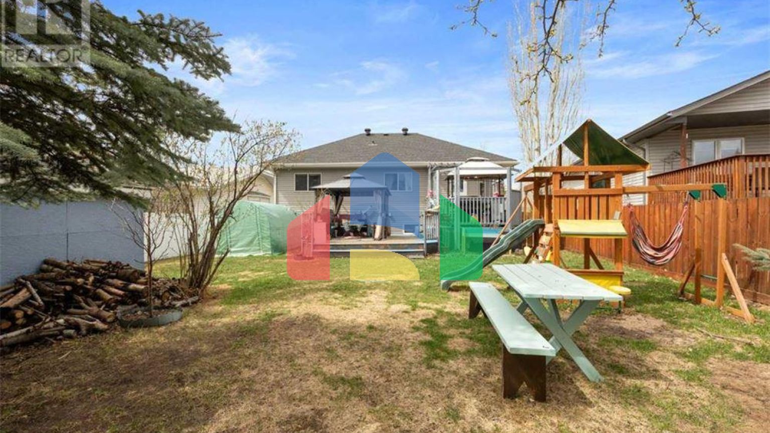 Residential - Single Family Home - Fort McMurray, Canada - Canada