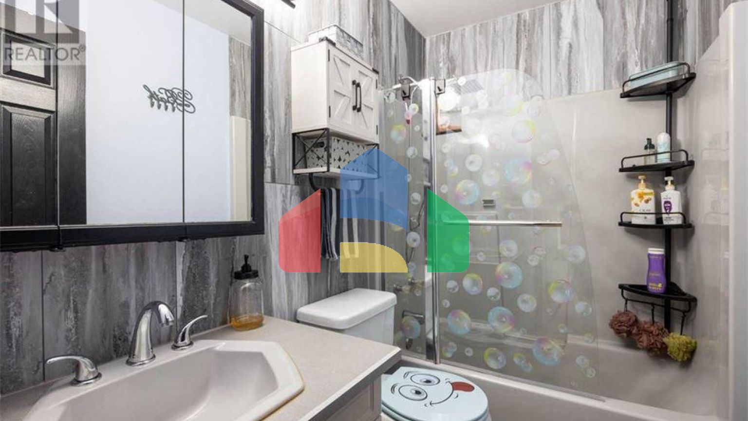 Residential - Single Family Home - Fort McMurray, Canada - Canada