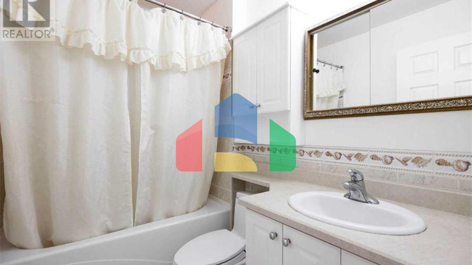 Residential - Single Family Home - Fort McMurray, Canada - Canada