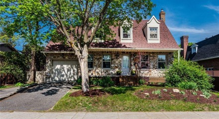Residential - Two Level House - Longueuil, Canada - Canada