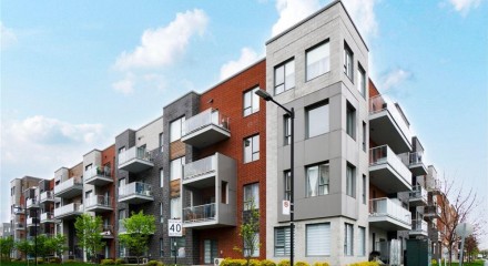 Residential - Condo/Apartment - Longueuil, Canada - Canada