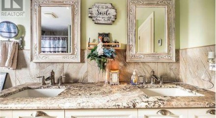 Residential - Single Family Home - Clarington, Canada - Canada