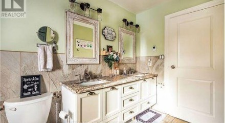 Residential - Single Family Home - Clarington, Canada - Canada