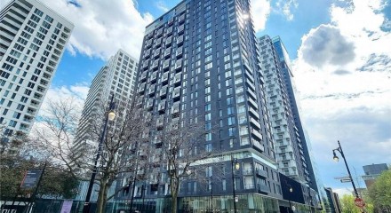 Residential - Condo/Apartment - Ville-Marie (Centre-Ouest), Canada - Canada