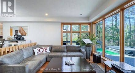 Residential - Single Family Home - Meaford, Canada - Canada