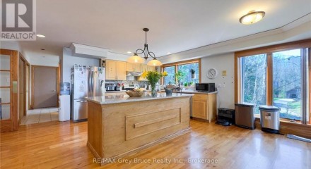 Residential - Single Family Home - Meaford, Canada - Canada