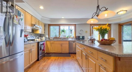 Residential - Single Family Home - Meaford, Canada - Canada