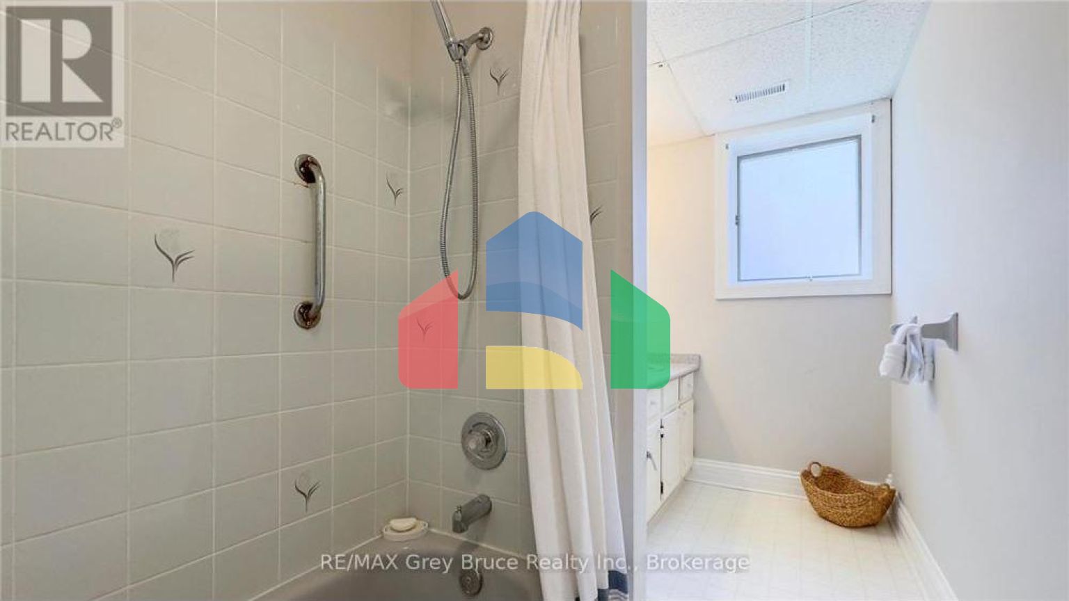 Residential - Single Family Home - Meaford, Canada - Canada