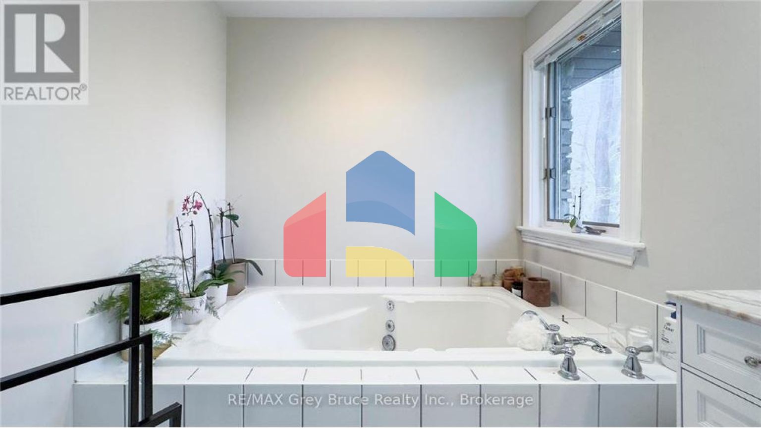 Residential - Single Family Home - Meaford, Canada - Canada