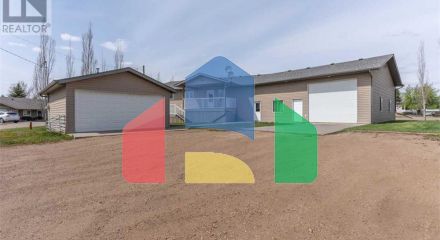 Residential - Single Family Home - Forestburg, Canada - Canada