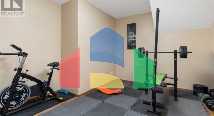 Residential - Single Family Home - Forestburg, Canada - Canada