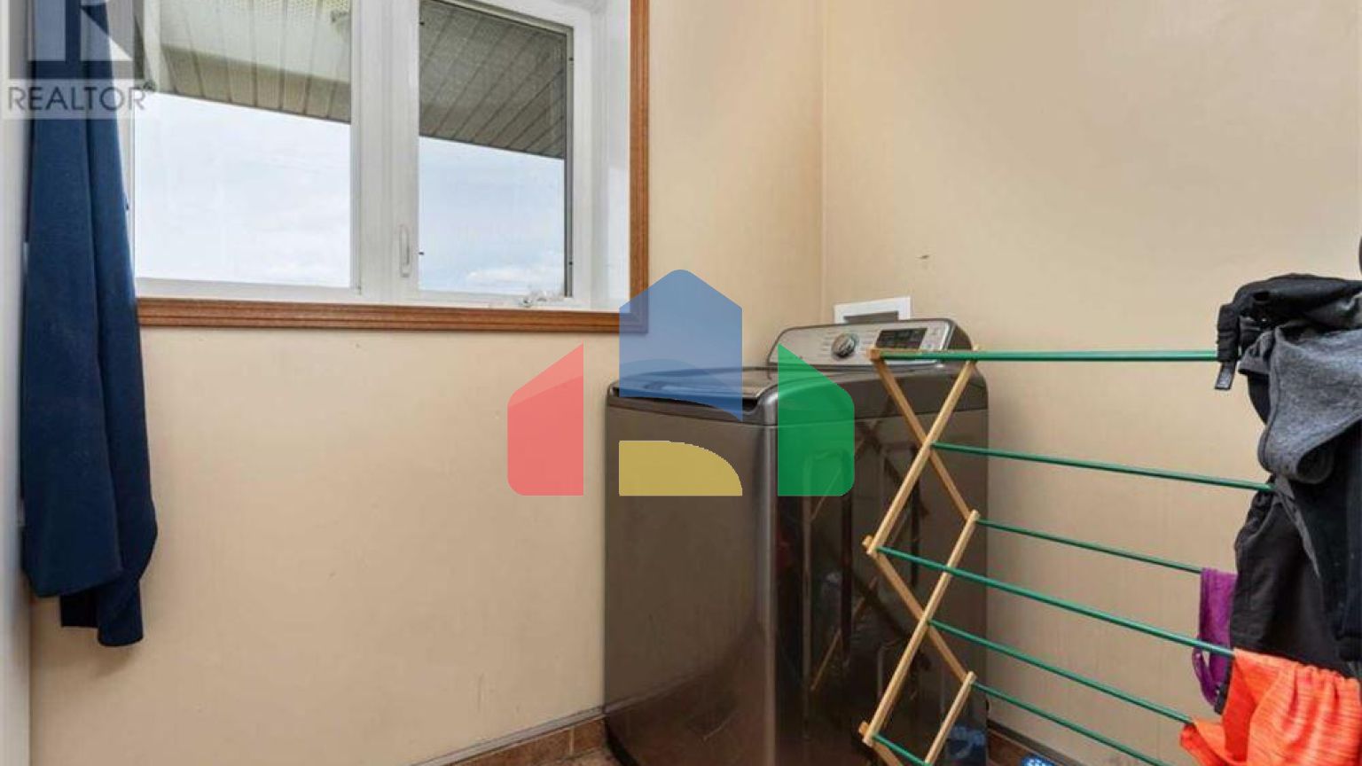 Residential - Single Family Home - Forestburg, Canada - Canada