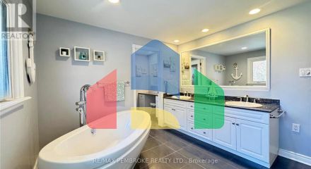 Residential - Single Family Home - Deep River, Canada - Canada