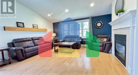 Residential - Single Family Home - Deep River, Canada - Canada