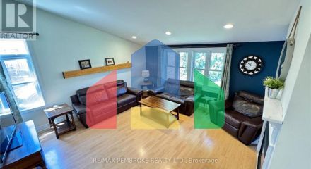 Residential - Single Family Home - Deep River, Canada - Canada