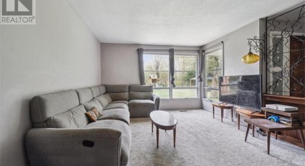Residential - Single Family Home - Georgetown, Canada - Canada