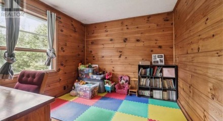 Residential - Single Family Home - Georgetown, Canada - Canada