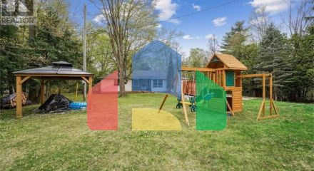 Residential - Single Family Home - Georgetown, Canada - Canada