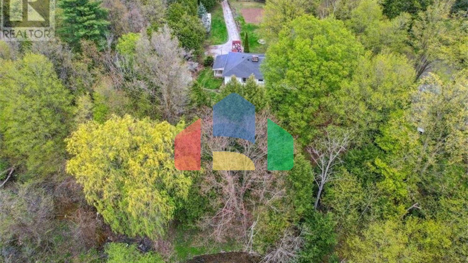 Residential - Single Family Home - Georgetown, Canada - Canada