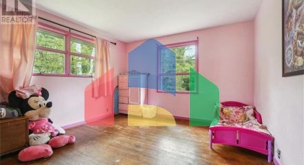 Residential - Single Family Home - Georgetown, Canada - Canada
