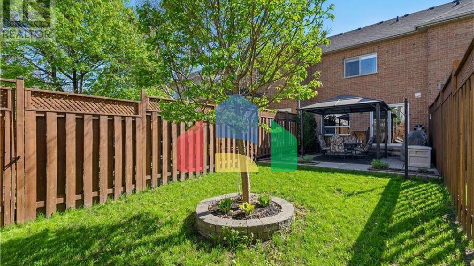 Residential - Single Family Home - Georgetown, Canada - Canada