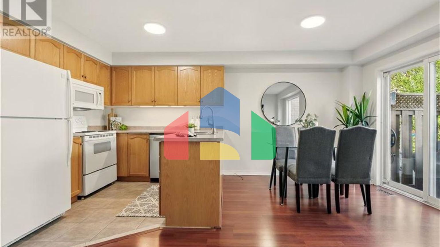 Residential - Single Family Home - Georgetown, Canada - Canada