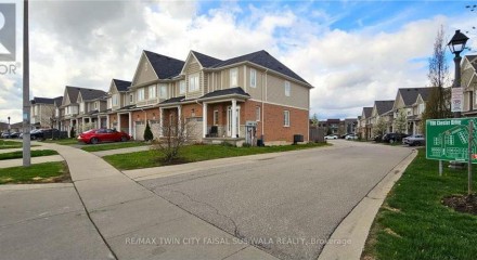 Residential - Single Family Home - Cambridge, Canada - Canada