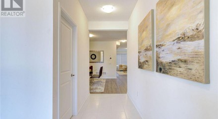 Residential - Single Family Home - Cambridge, Canada - Canada