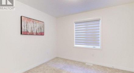 Residential - Single Family Home - Cambridge, Canada - Canada